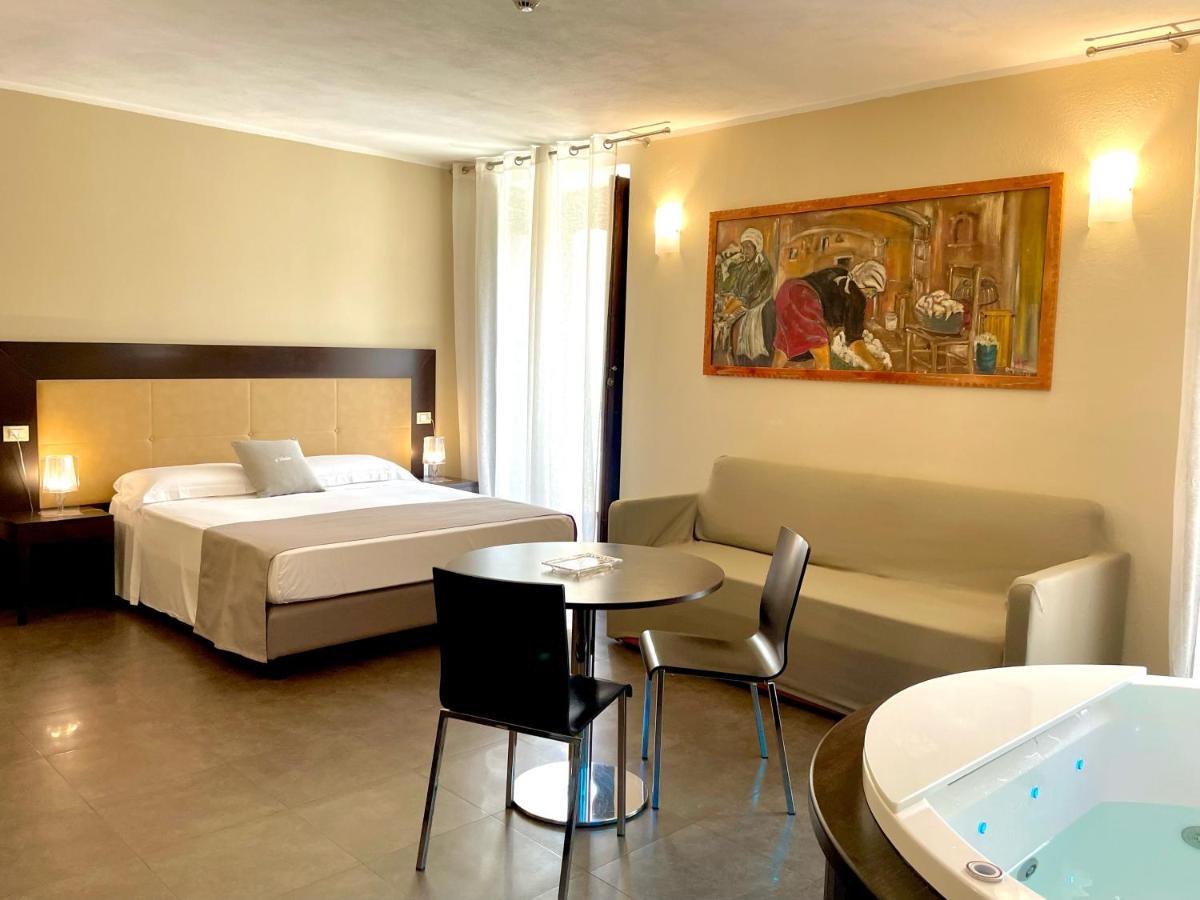 Bed and Breakfast Residenza Il Barone Тропея Экстерьер фото