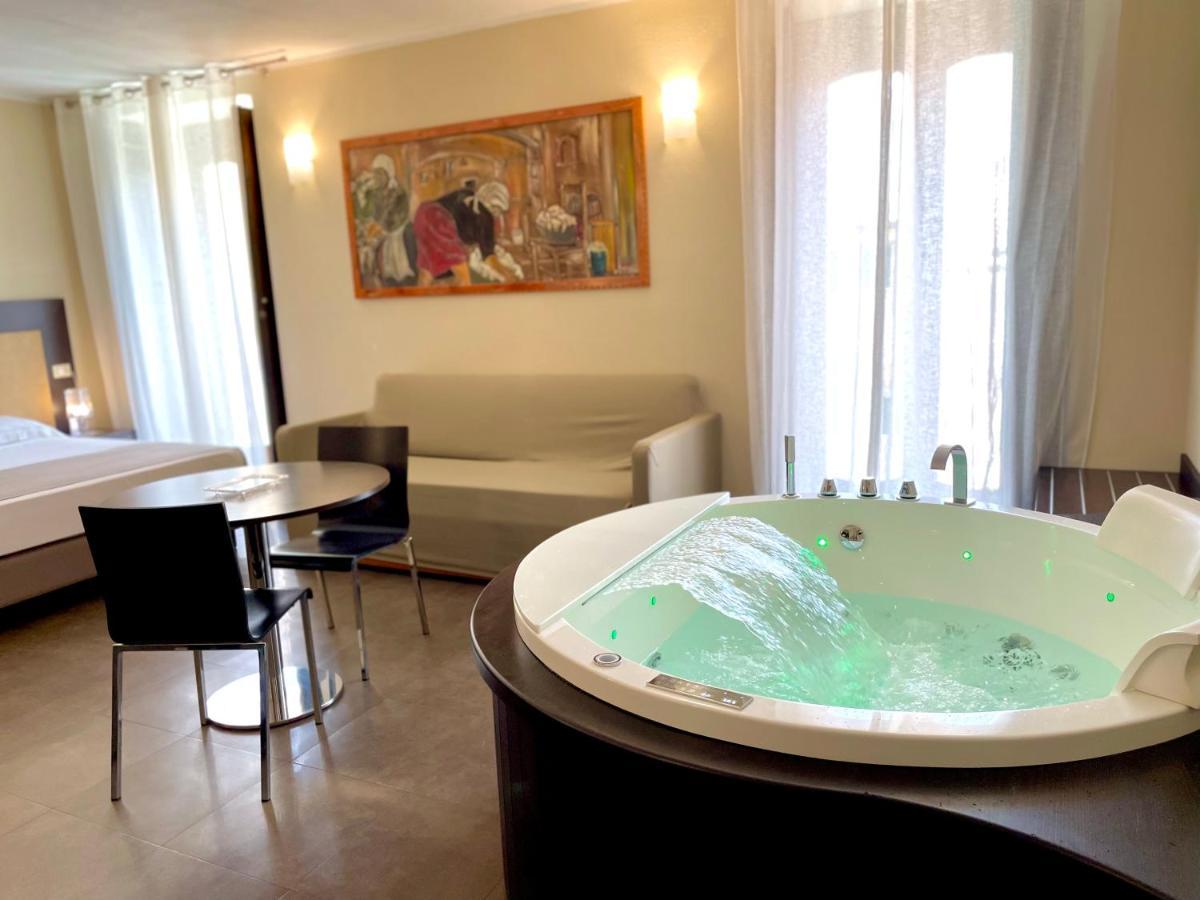 Bed and Breakfast Residenza Il Barone Тропея Экстерьер фото