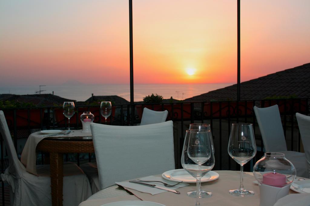 Bed and Breakfast Residenza Il Barone Тропея Экстерьер фото